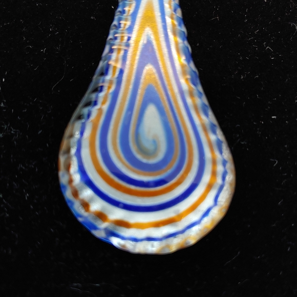 Glass Necklace Pendant - Picture 5 of 5